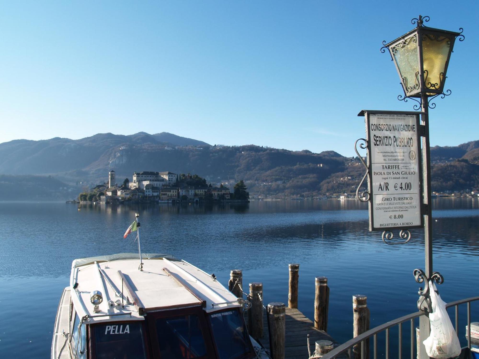 -Ortaflats- Appartamenti Imbarcadero & Palazzotto Orta San Giulio Exterior photo