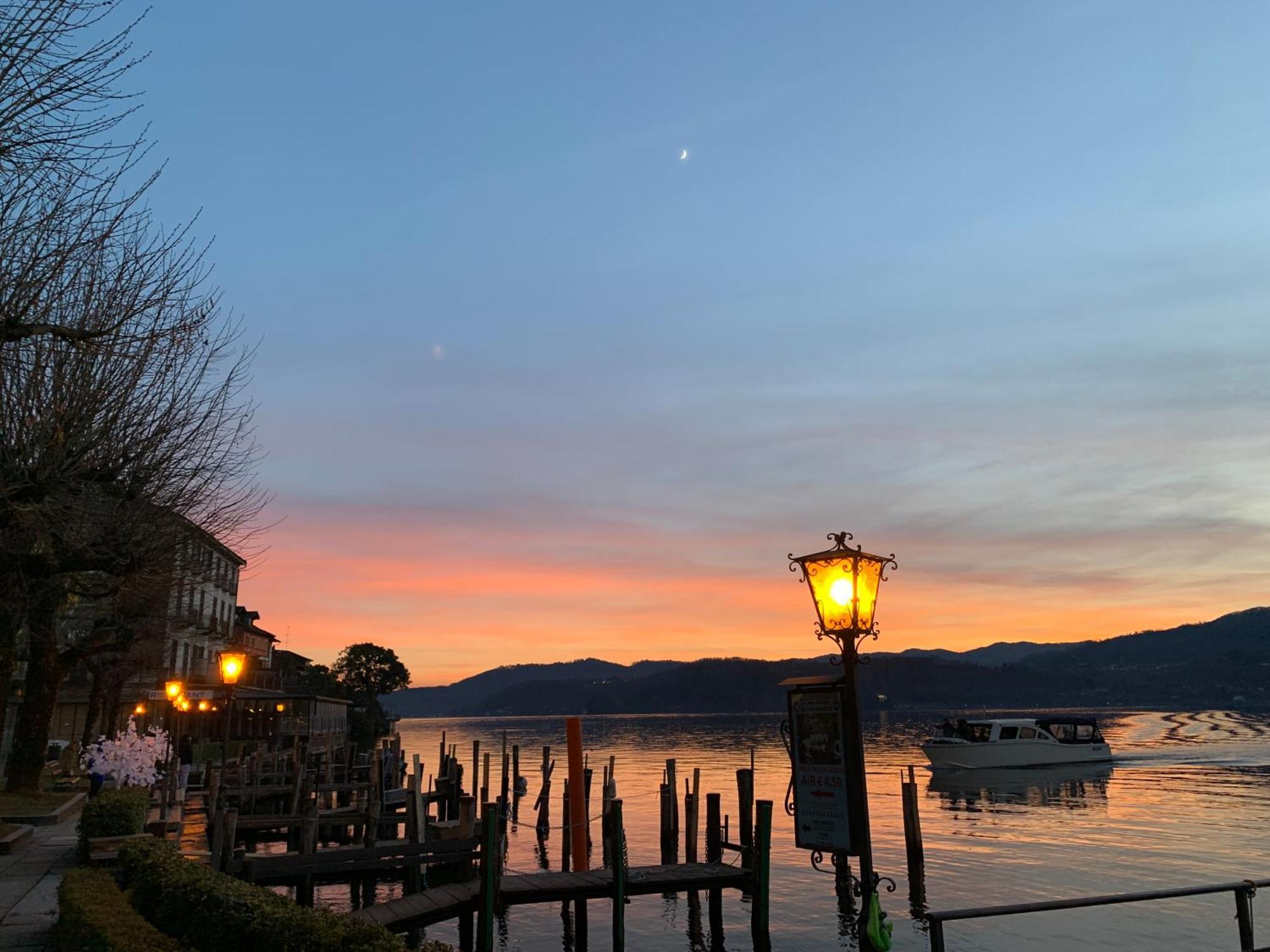 -Ortaflats- Appartamenti Imbarcadero & Palazzotto Orta San Giulio Exterior photo